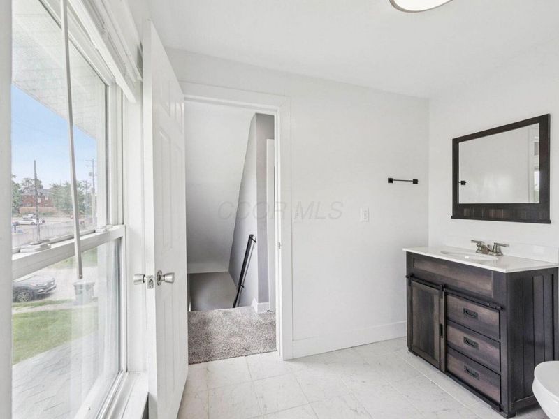 1025 Howard . , Columbus, OH 43201 Photo 30