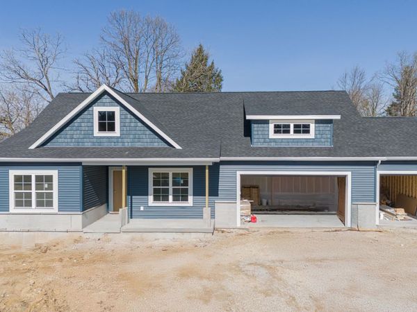 116 River Ct, Theresa, WI 53091