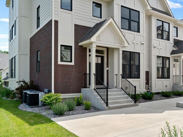 2357 Simply Living Lane, Hudson, WI 54016