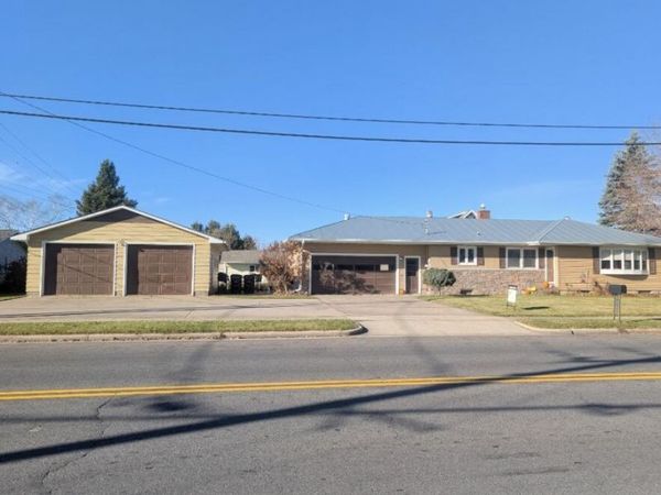 544 Leonard STREET N, West Salem, WI 54669