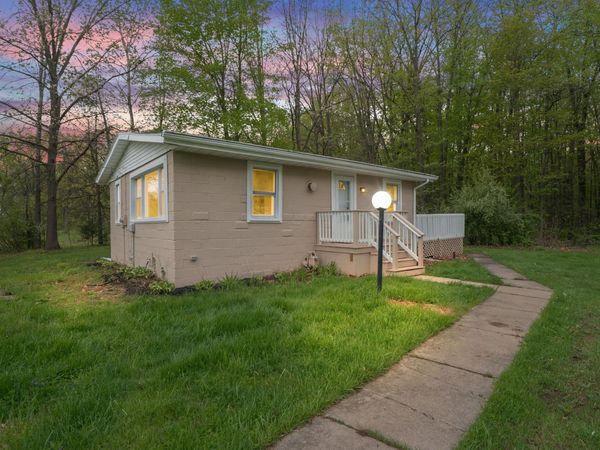 24118 Martinsville Road, Belleville, MI 48111