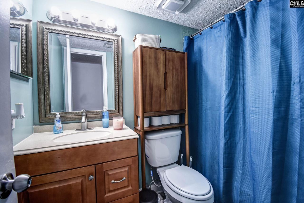 448 Deerwood Street Photo 11