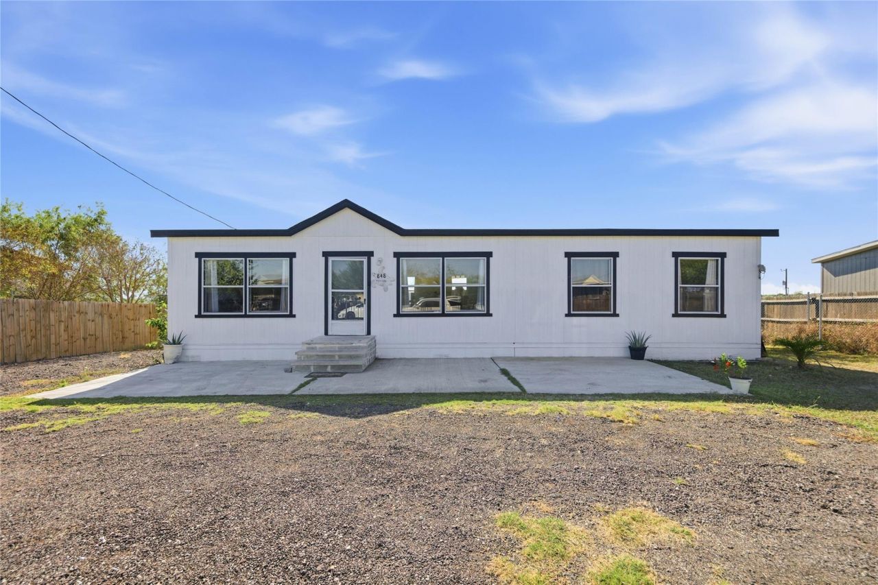 848 Railyard Dr, Kyle, TX 78640 Main Photo