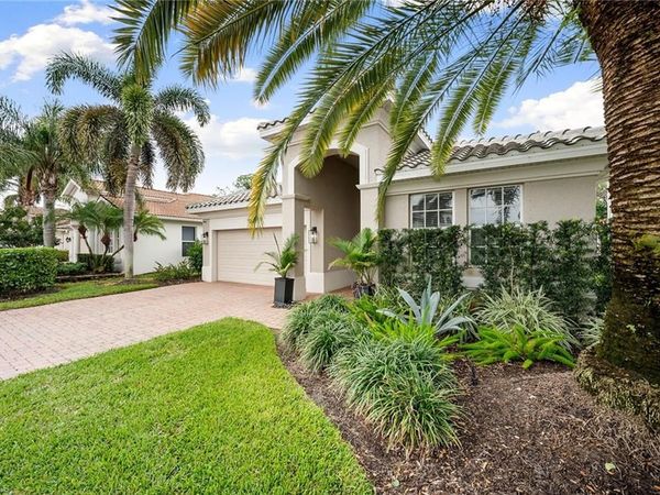 12771 Aviano DR, NAPLES, FL 34105