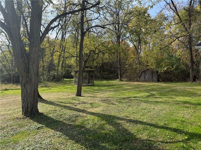 215 21st Street SE, Massillon, OH 44646 Photo 2