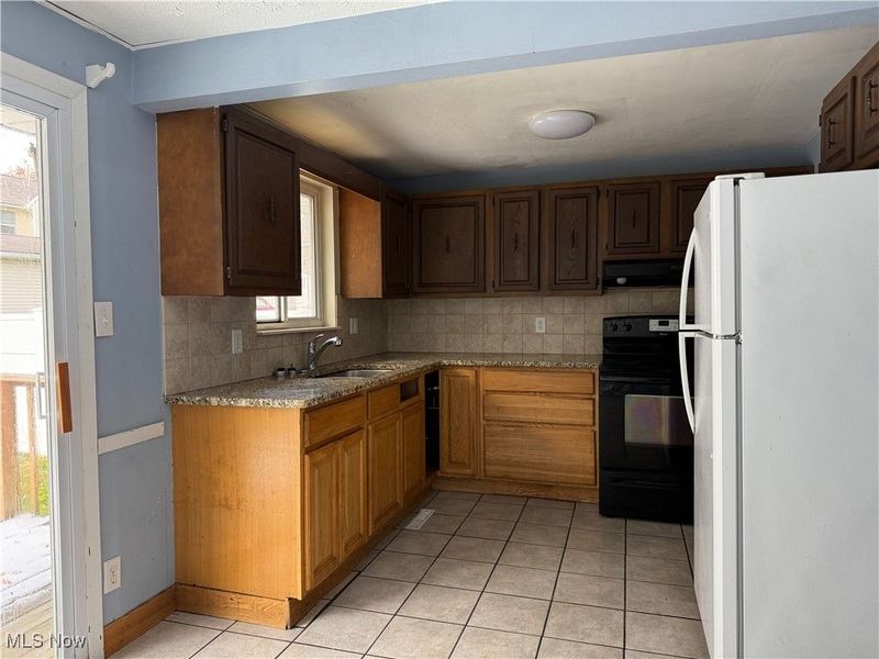 215 21st Street SE, Massillon, OH 44646 Photo 7