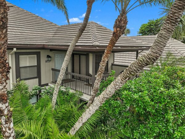 13244 Polo Club Road, Unit C206, Wellington, FL 33414