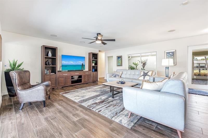 5805 SW 1st Place, Cape Coral, FL 33914 Photo