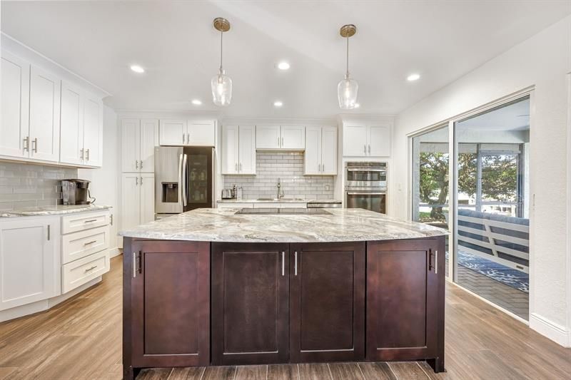 5805 SW 1st Place, Cape Coral, FL 33914 Photo