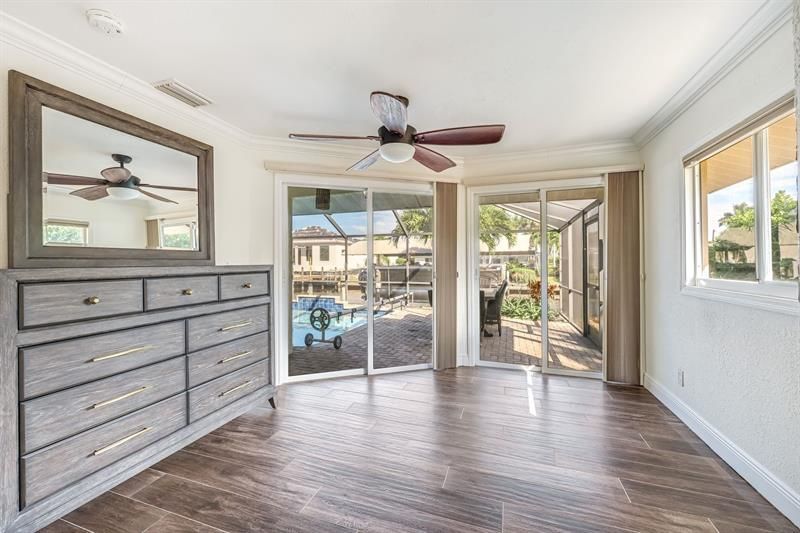 5805 SW 1st Place, Cape Coral, FL 33914 Photo