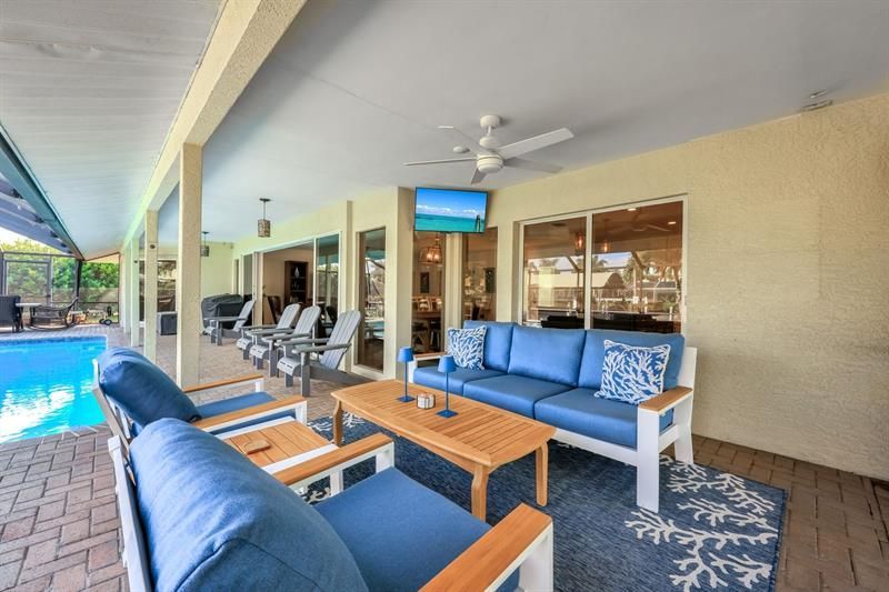 5805 SW 1st Place, Cape Coral, FL 33914 Photo