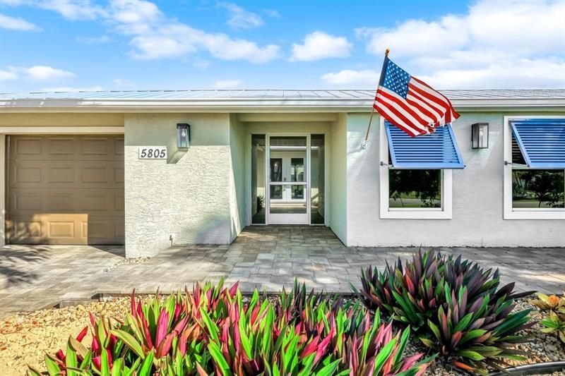 5805 SW 1st Place, Cape Coral, FL 33914 Photo