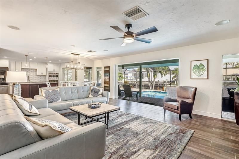 5805 SW 1st Place, Cape Coral, FL 33914 Photo