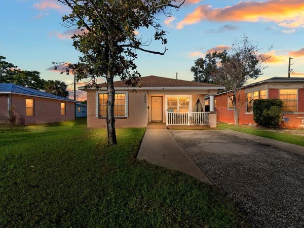 2563 13TH AVENUE S, ST PETERSBURG, FL 33712