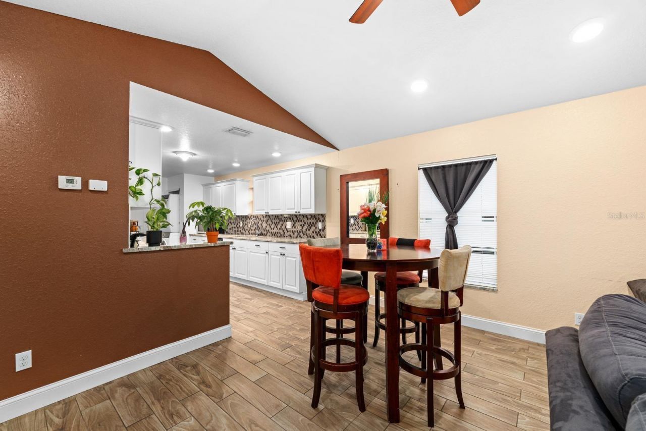 2563 13th Avenue S, Saint Petersburg, FL 33712 Photo