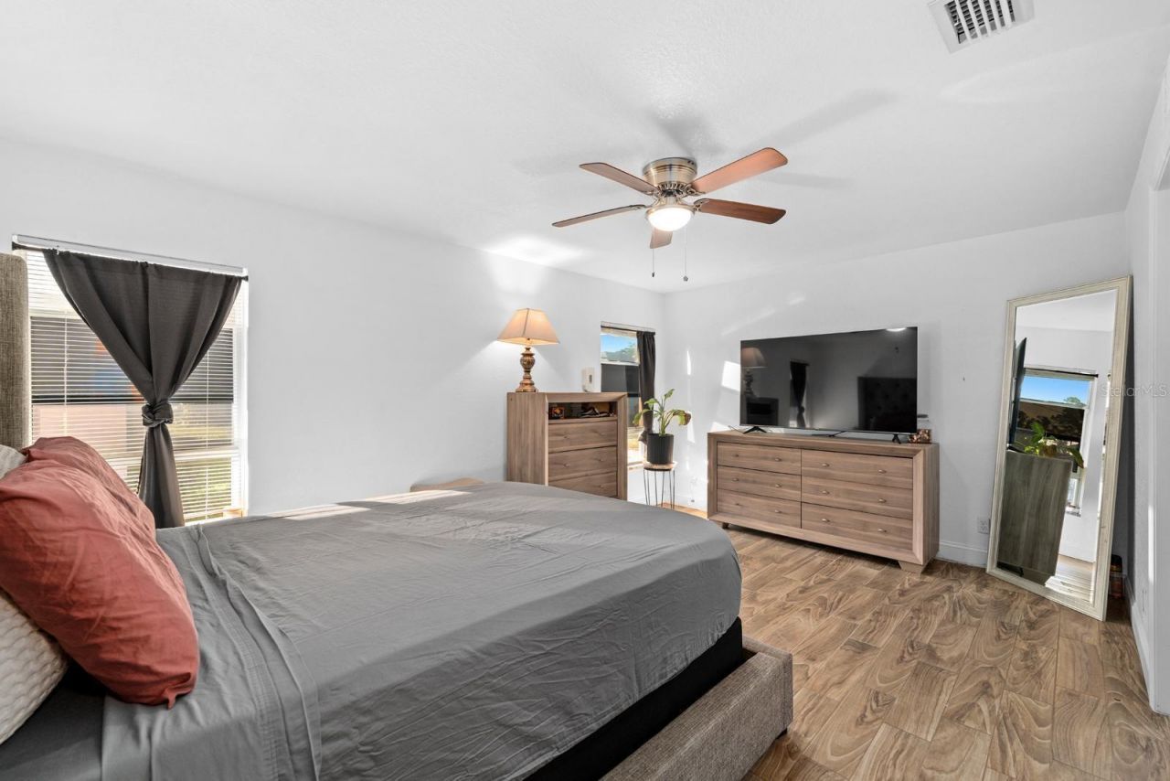 2563 13th Avenue S, Saint Petersburg, FL 33712 Photo