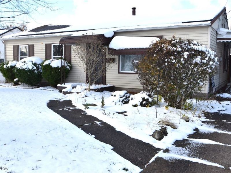 2521 Beech Street, Girard, OH 44420 Photo 2