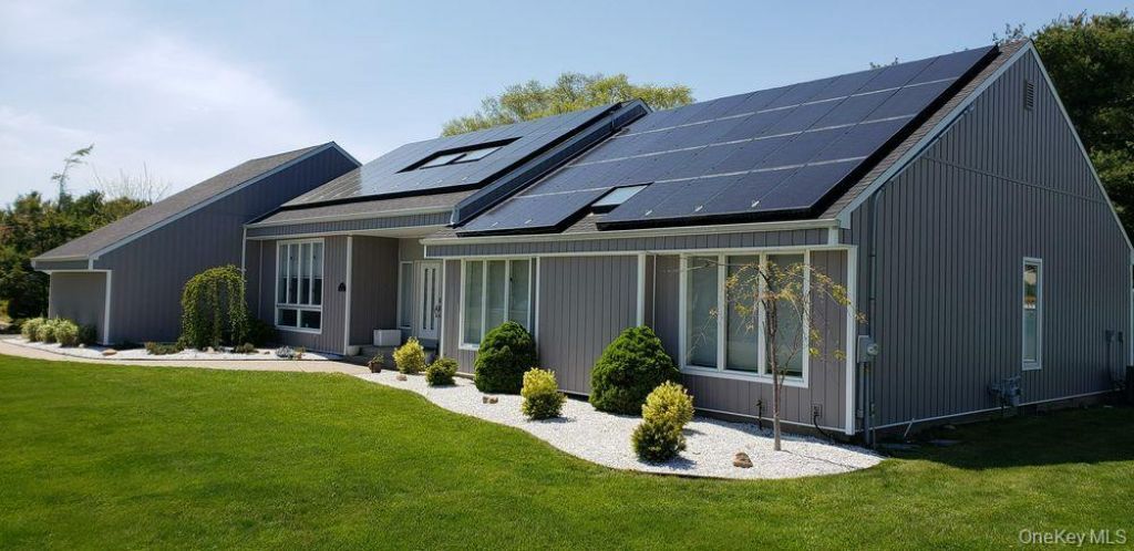 5 Field Lane, Miller Place, NY 11764 Main Photo