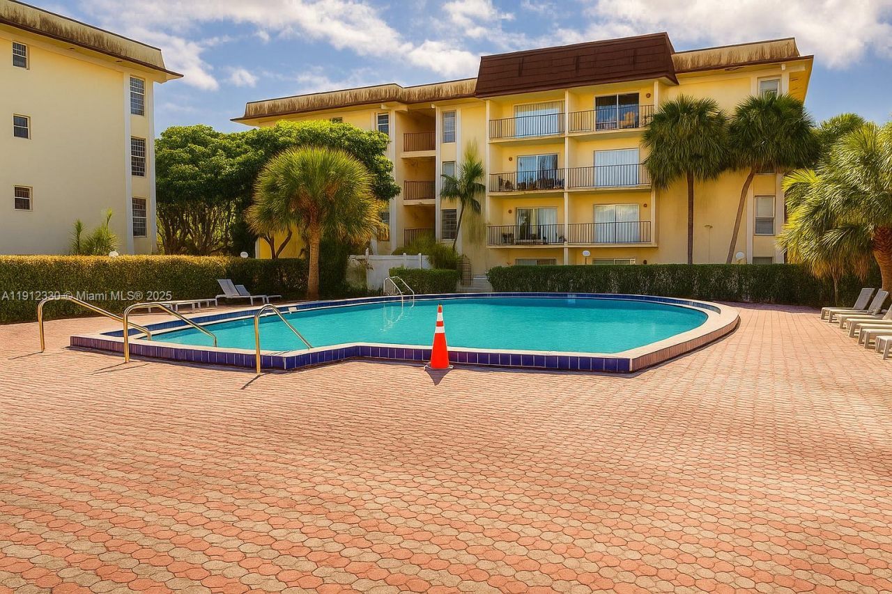 11905 NE 2nd Ave, Unit C301, North Miami, FL 33161 Photo