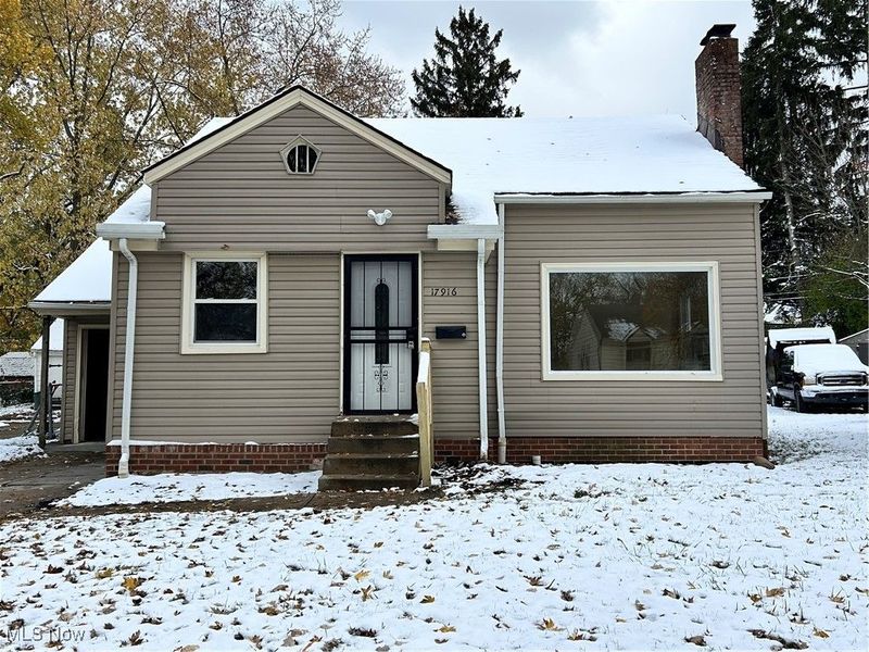 17916 North Boulevard, Maple Heights, OH 44137 Photo 1