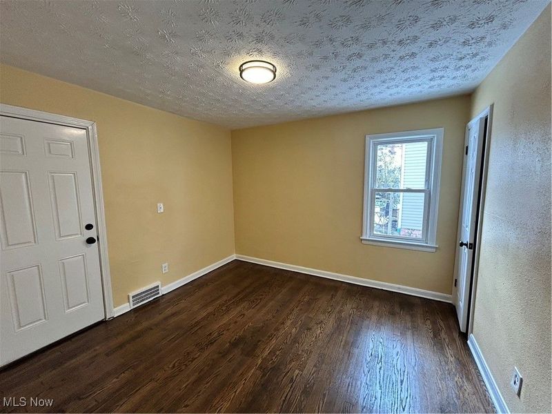 17916 North Boulevard, Maple Heights, OH 44137 Photo 12