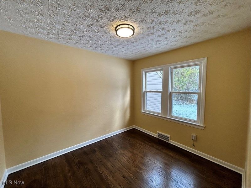 17916 North Boulevard, Maple Heights, OH 44137 Photo 13