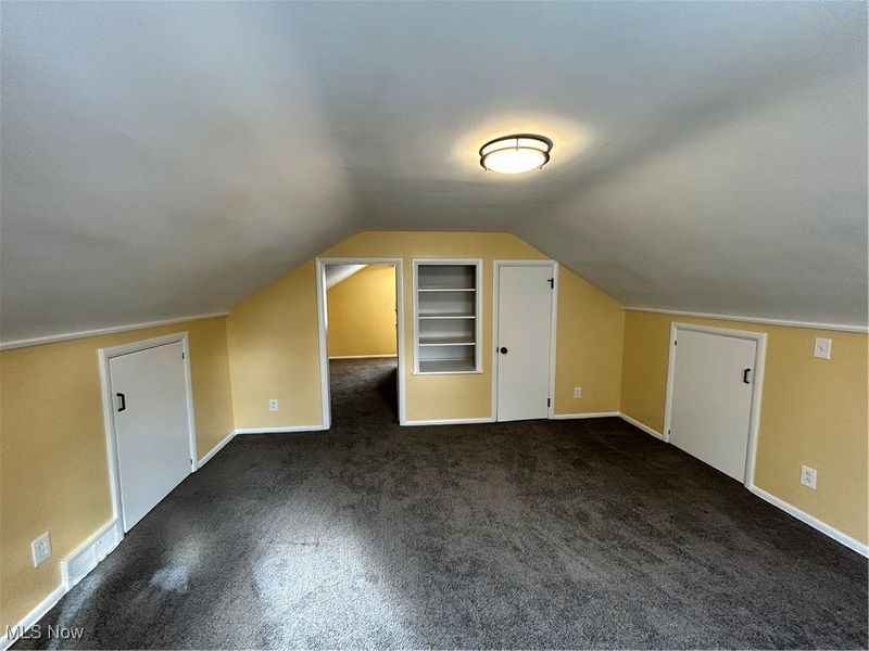 17916 North Boulevard, Maple Heights, OH 44137 Photo 15