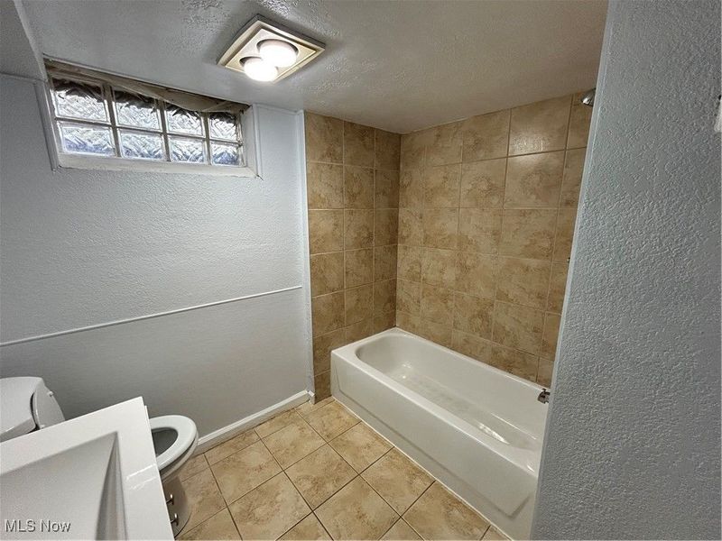 17916 North Boulevard, Maple Heights, OH 44137 Photo 19