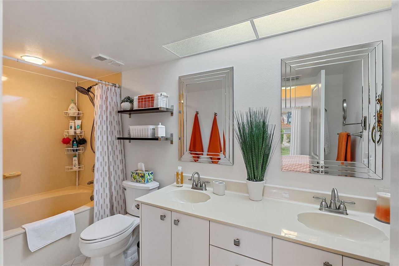 6100 Bahia Del Mar Circle, Unit 108, Saint Petersburg, FL 33715 Photo