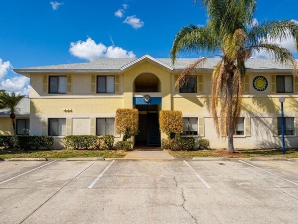 90 HIDDEN LAKE DRIVE, Unit 132, SANFORD, FL 32773