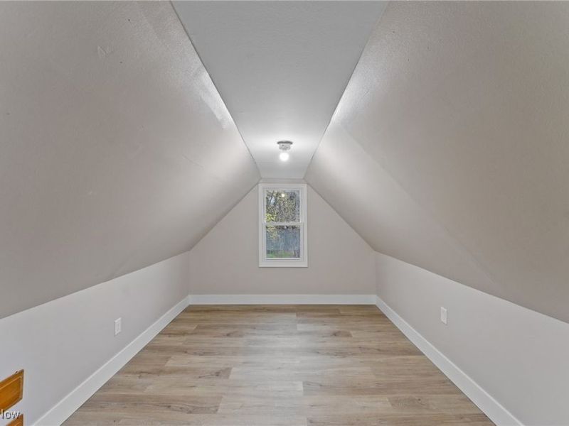 103 Gladstone Street, Campbell, OH 44405 Photo 10