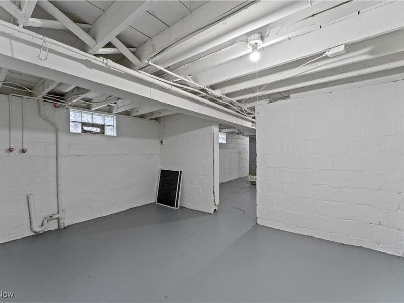 103 Gladstone Street, Campbell, OH 44405 Photo 17