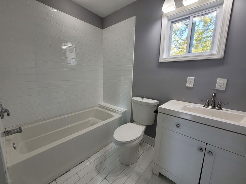 244 Clarendon Avenue, Columbus, OH 43223 Photo 17