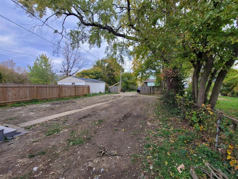 244 Clarendon Avenue, Columbus, OH 43223 Photo 40