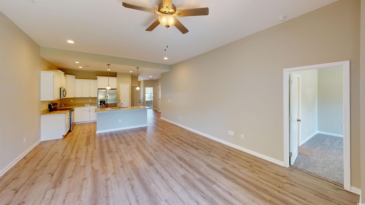 84 Racquet Club Dr. Photo 13