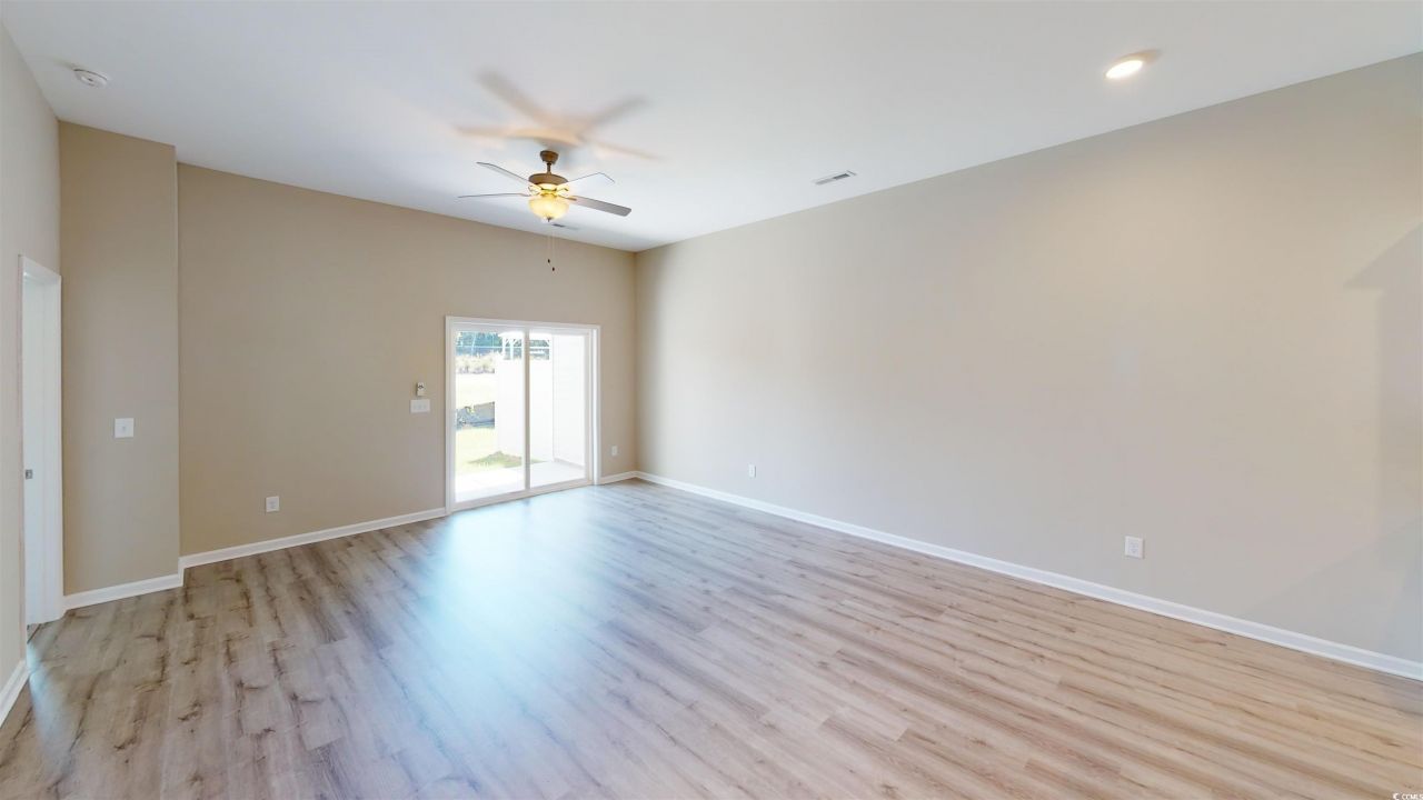 84 Racquet Club Dr. Photo 14