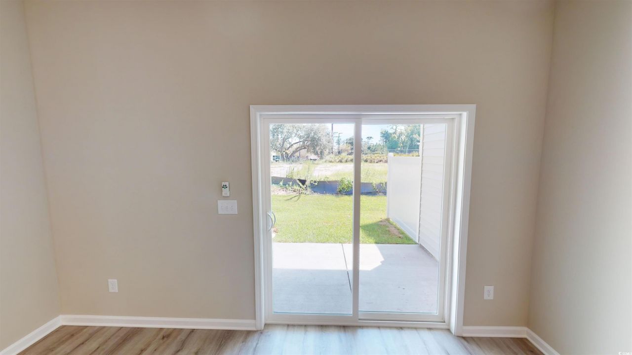 84 Racquet Club Dr. Photo 16