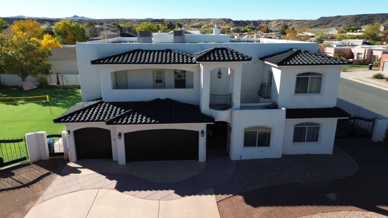 6427 POJOAQUE Drive NW Albuquerque, NM 87120