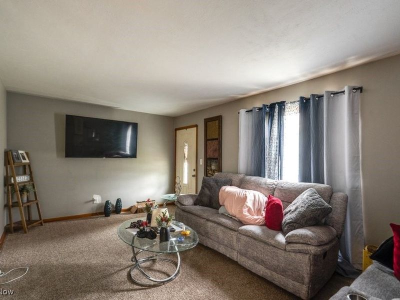 29800 Robert Street, Wickliffe, OH 44092 Photo 10