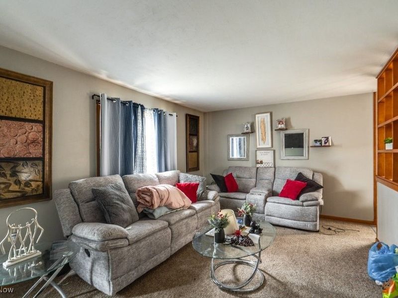 29800 Robert Street, Wickliffe, OH 44092 Photo 9