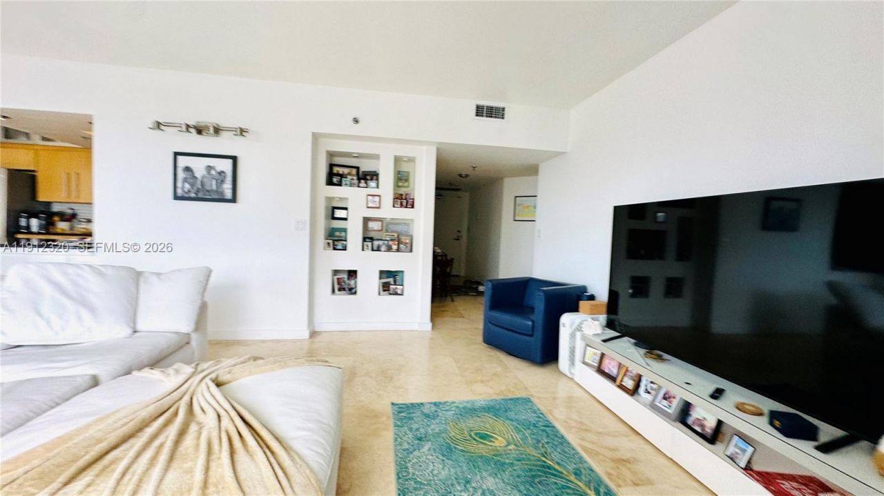 520 Brickell Key Dr, Unit A1615, Miami, FL 33131 Photo