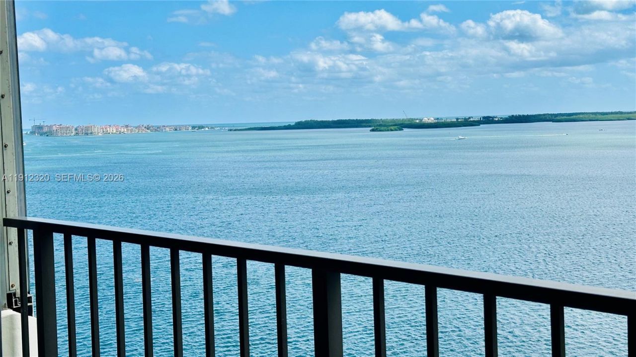 520 Brickell Key Dr, Unit A1615, Miami, FL 33131 Photo