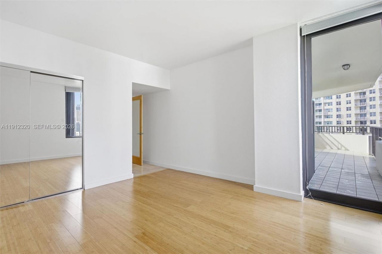 520 Brickell Key Dr, Unit A1615, Miami, FL 33131 Photo