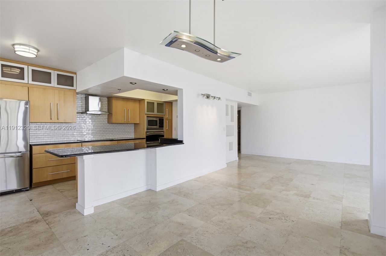 520 Brickell Key Dr, Unit A1615, Miami, FL 33131 Photo