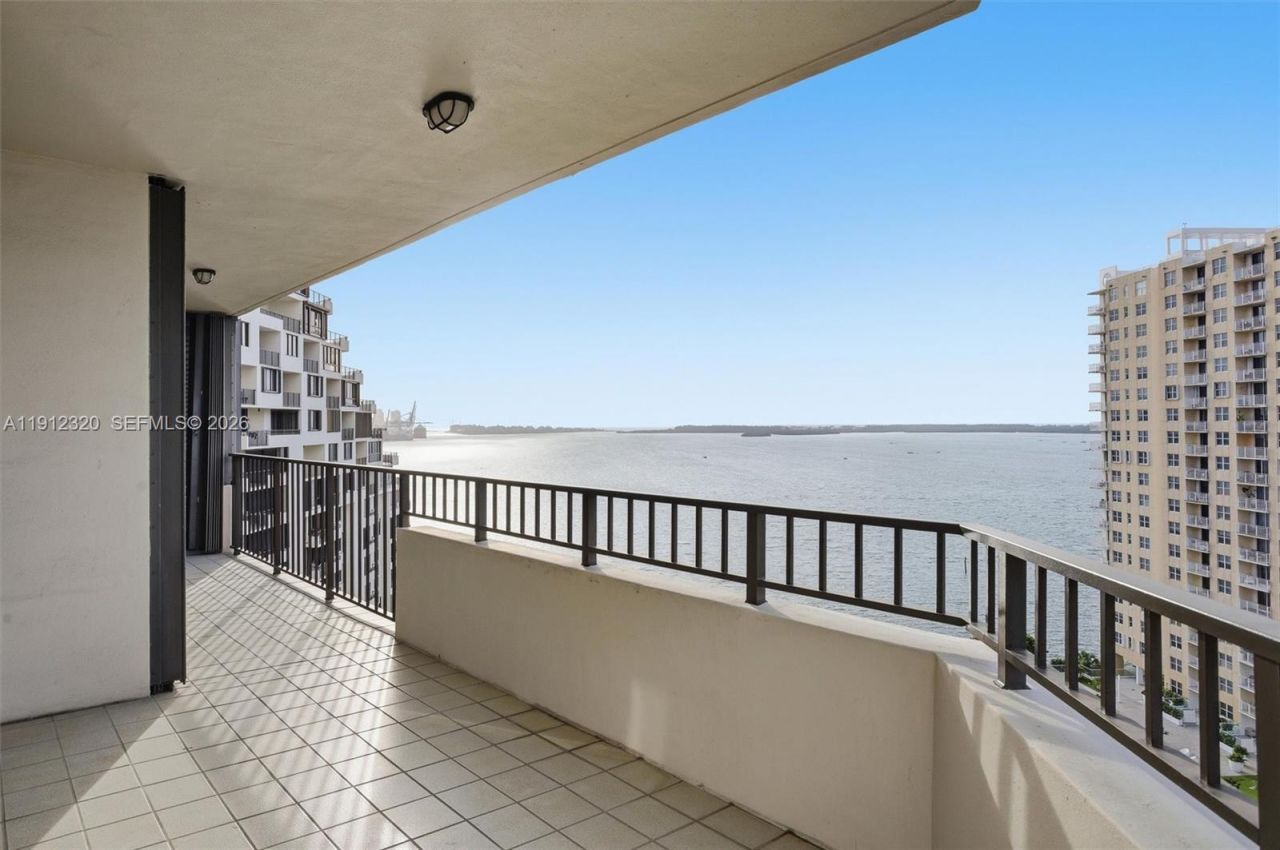 520 Brickell Key Dr, Unit A1615, Miami, FL 33131 Photo