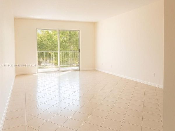 11905 NE 2nd Ave, Unit C301, North Miami, FL 33161