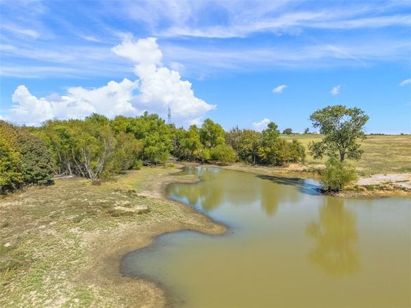 1120 Clover Drive , Poolville, TX 76487