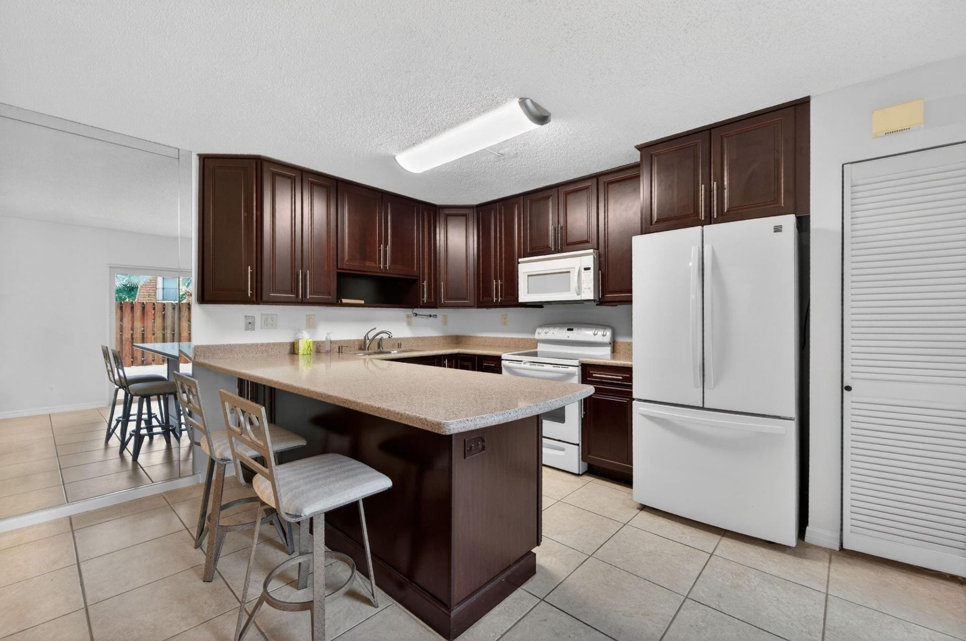 9110 SW 22nd Court, Unit D-4, Davie, FL 33324 Photo