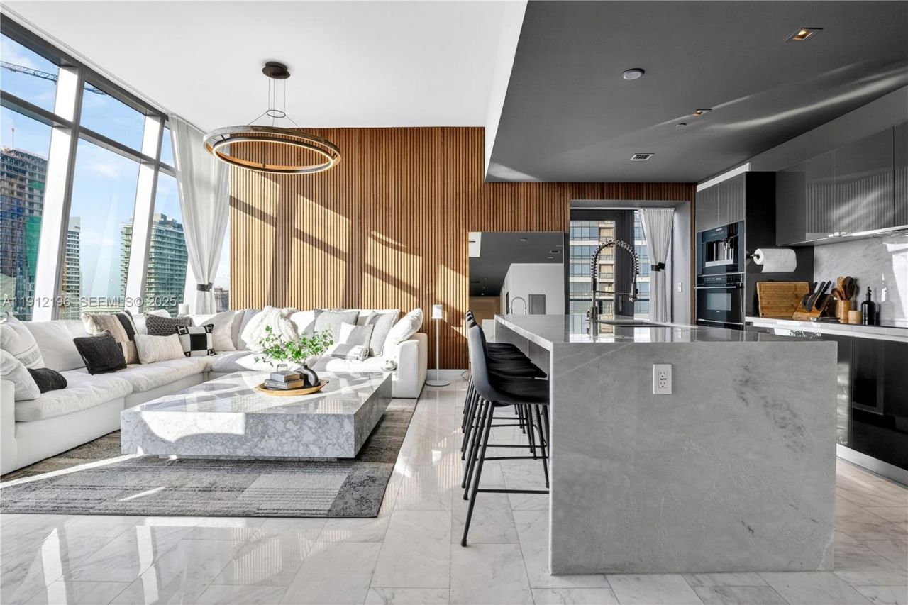 1451 Brickell Ave, Unit 4304, Miami, FL 33131 Photo