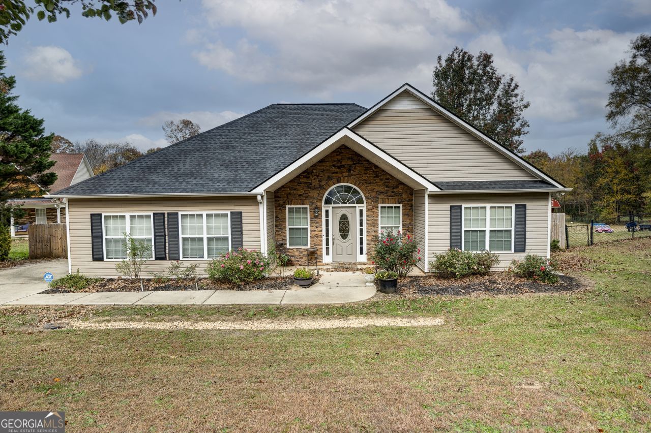 145 Water Wheel Lane Se, Calhoun, GA 30701 Main Photo